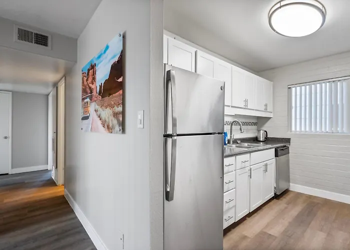 Apartment Modern 2b2b Haven In Scottland Scottsdale
