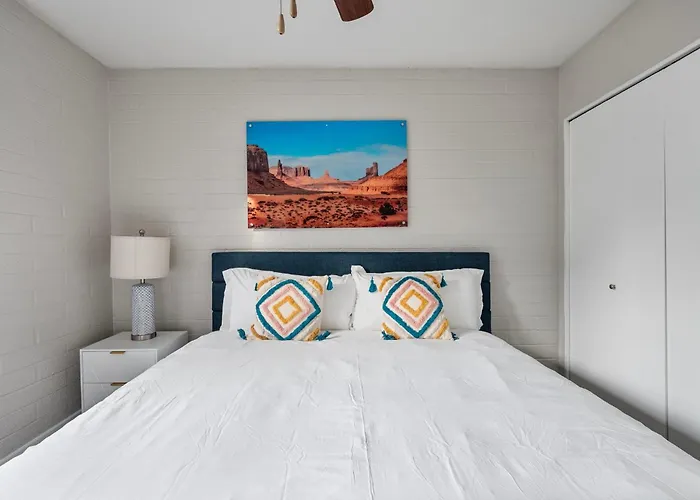 Modern 2b2b Haven In Scottland Apartment